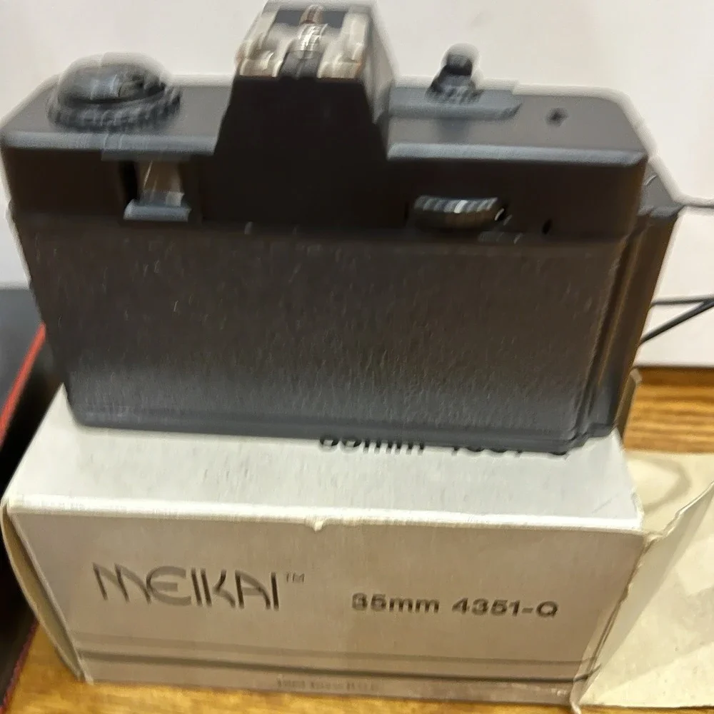 1960's Meikai 4351-Q  35mm Camera with box Not Tested